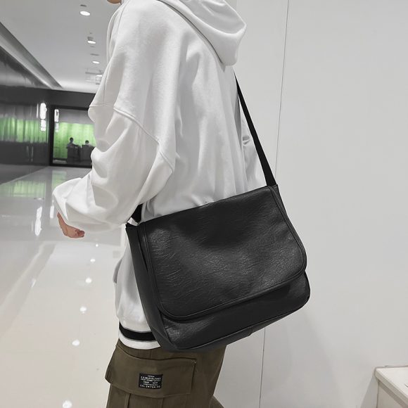 Men's Simplicity British Style Vintage Messenger Bag - Image 2