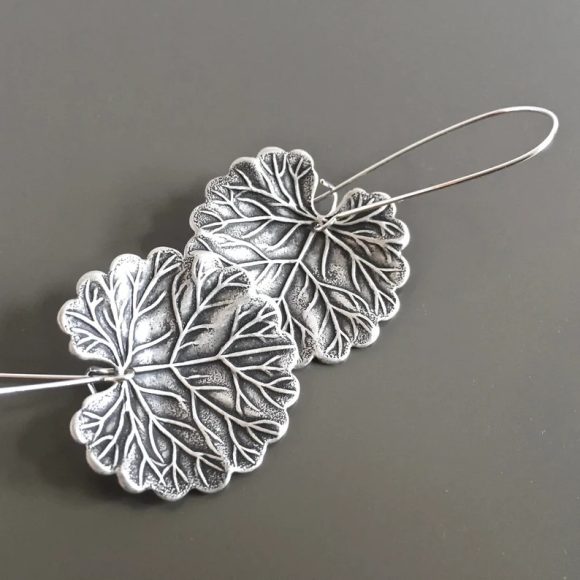 High-grade Earrings Retro Fashion Leaf Earrings - Image 2