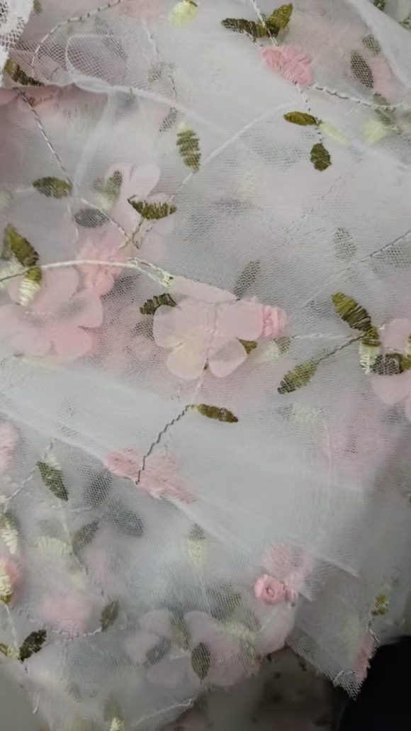 Women's Three-dimensional Flower Transparent Net Socks - Image 4