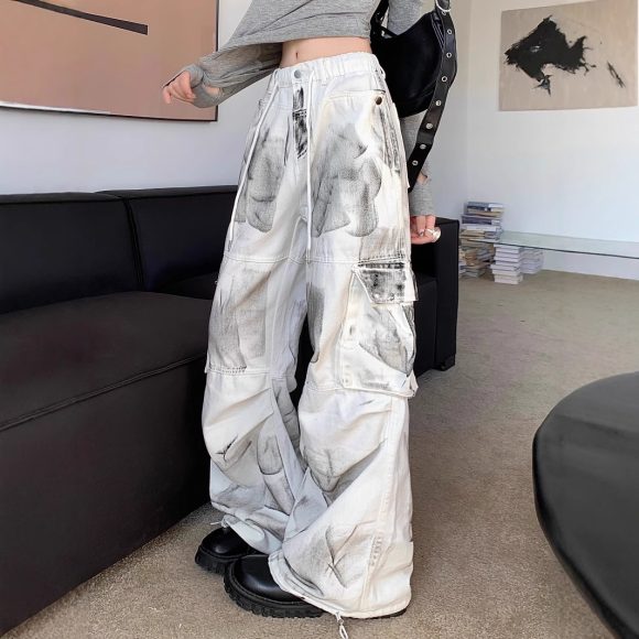 American High Street Distressed Color Cargo Jeans - Image 2