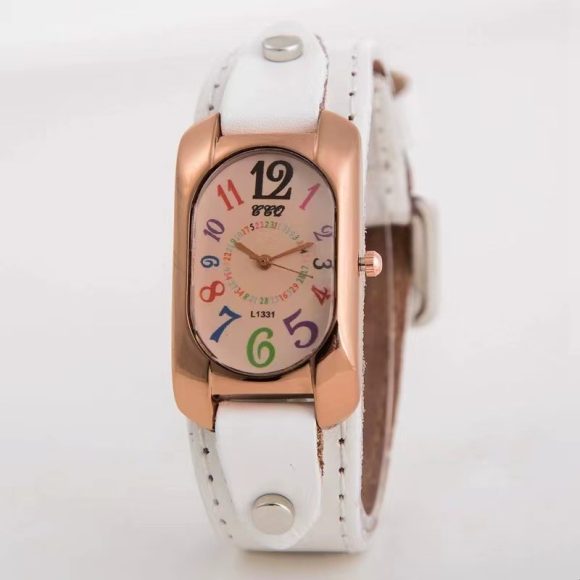 Trendy Vintage Genuine Leather Men's Watch - Image 5
