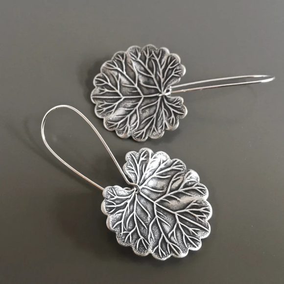 High-grade Earrings Retro Fashion Leaf Earrings