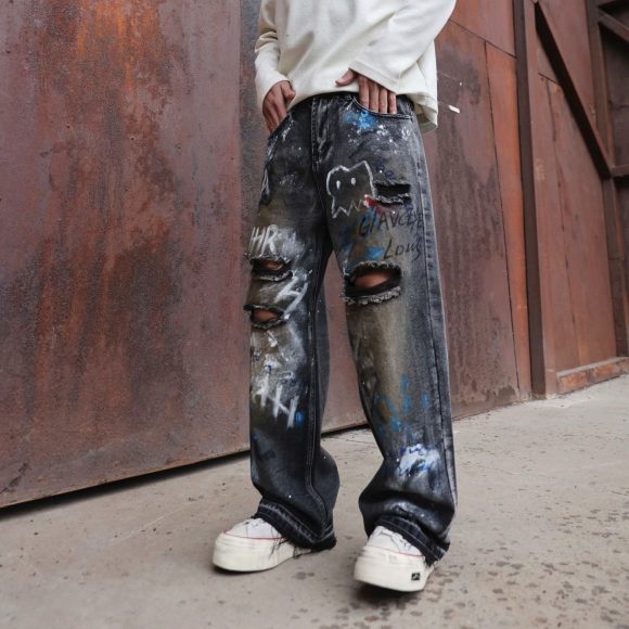 Street Graffiti Ripped Jeans Men And Women Loose Straight Neutral - Image 3