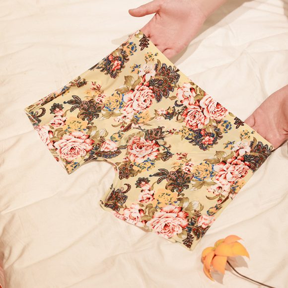 Summer Printed Men's Ice Silk Seamless Panties - Image 3