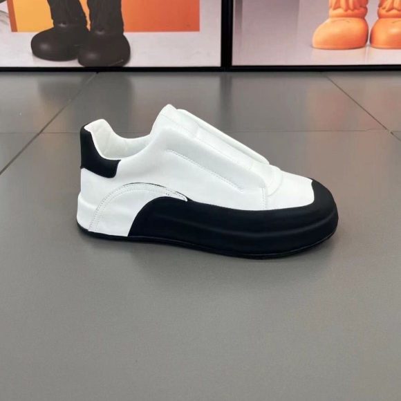 Genuine Leather Slip-on Breathable Running Casual Shoes - Image 5
