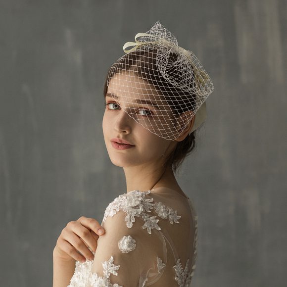 European And American White Mesh Bow Veil - Image 5
