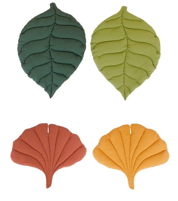 Leaf Shape Soft Dog Bed Mat Soft Crate Pad Machine Washable Mattress for Large Medium Small Dogs and Cats Kennel Pad - Image 2