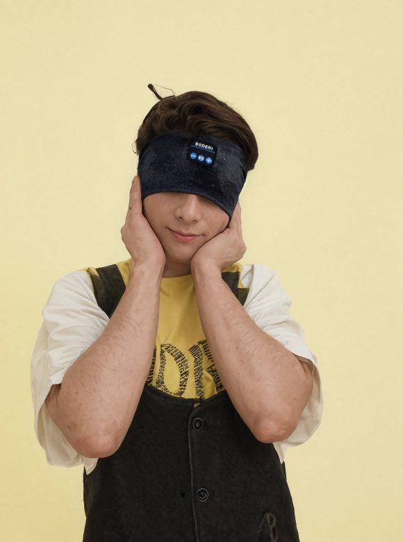 Dual Ear Stereo Music Blackout Hood For Phone Calls - Image 4