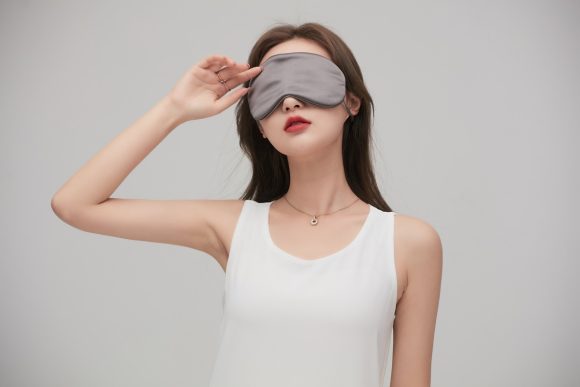 Silk Eye Mask 16 M Eye Protection Ear-mounted - Image 5