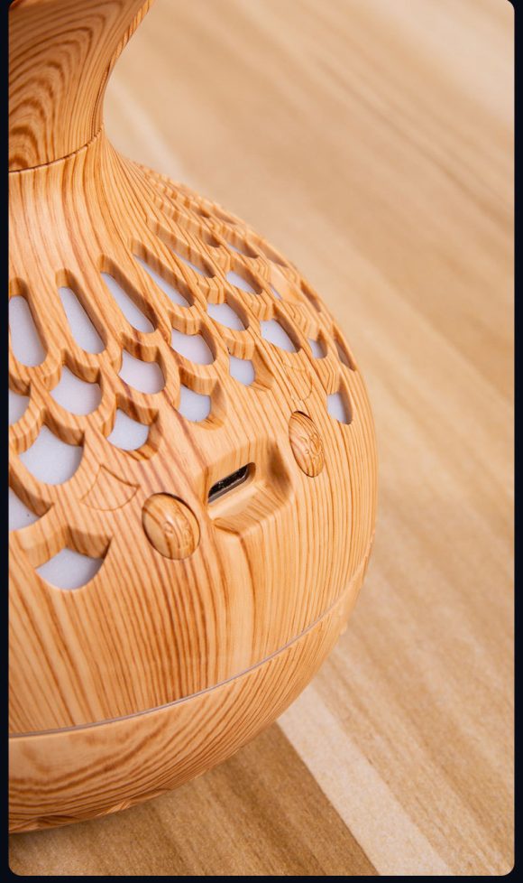 Mini Desktop Creativity Three-leaf Flower Humidifier - Image 4