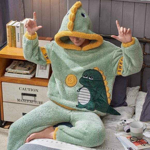 Men's Plush Thickened Housewear Pajamas - Image 3