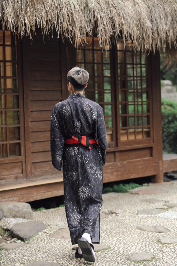 Japanese Kimono Male Traditional Samurai Gentleman - Image 3