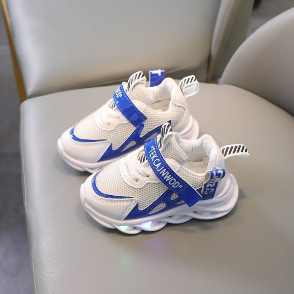 Children's Alphabet Webbing Mesh Breathable Kids Luminous Shoes Casual Sports Shoes - Image 3