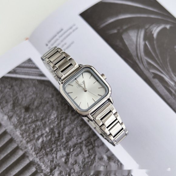 Simple Square Fashion Exquisite Steel Belt Watch - Image 9