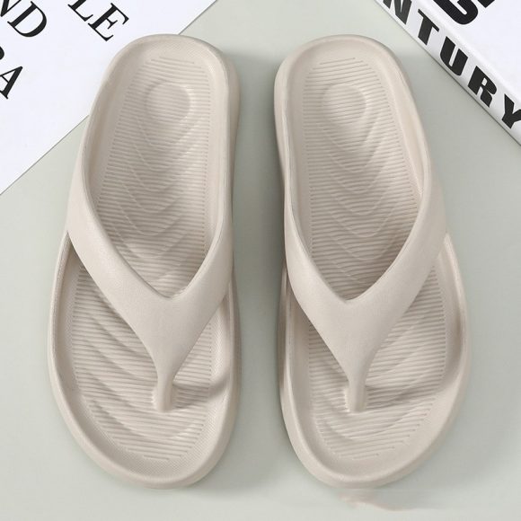 Lightweight Men's Classic Stylish Flip-flops - Image 4