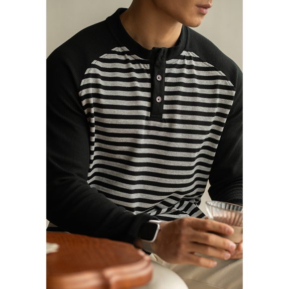 Men's Spring Leisure Loose Bottoming Shirt Men - Image 2