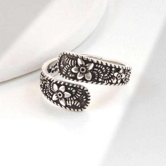 Niche Heavy Industry Design Ancient Golden Flower Irregular Open Ring - Image 7