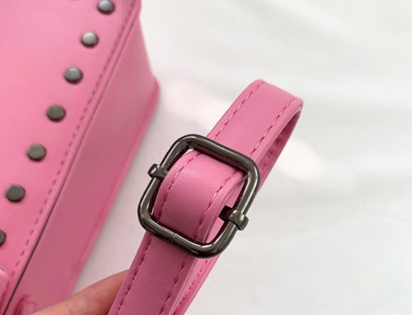 New Fashion Rivet Retro Women's Cross-body Bag - Image 3