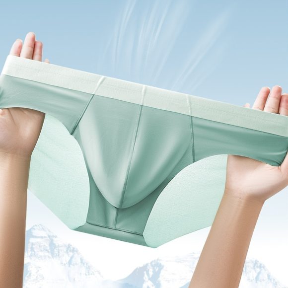 Men's Ice Silk Seamless Briefs Nude Feel Sports Style - Image 2