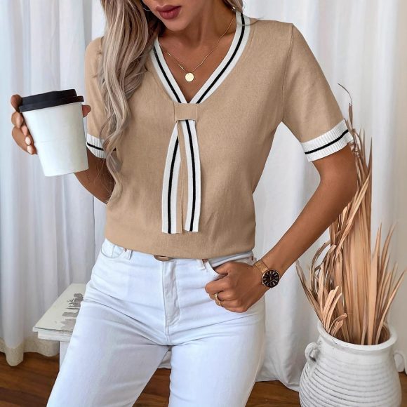Women's Contrast Color V-neck Short Top Sweater - Image 9
