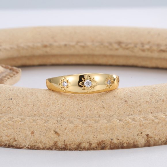 Six-pointed Star Zircon Ring Female