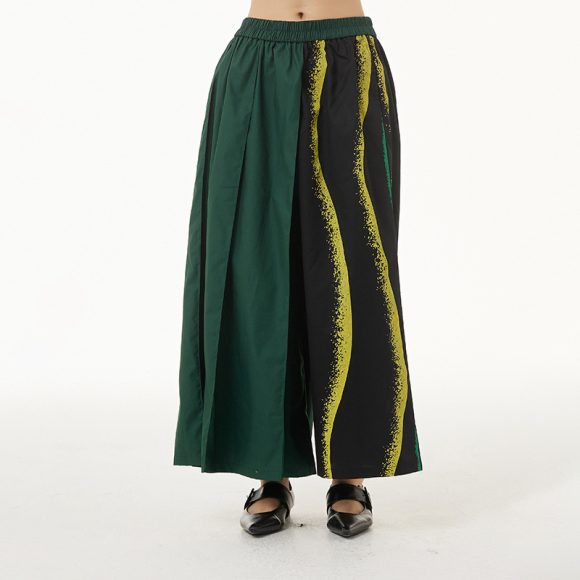 Plus Size Women's Color Striped Printed Pants - Image 5