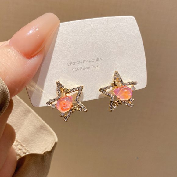 Advanced Sense Affordable Luxury Fashion Graceful Earrings Pentagram Stud Earrings - Image 5