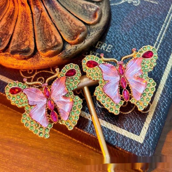 Butterfly Rhinestone Sweet Brooch Necklace Suit - Image 3