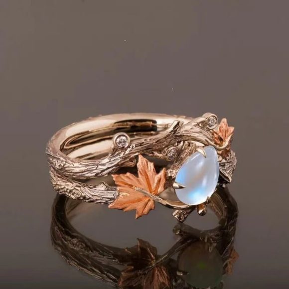 Female Creative Retro Silver Branch Maple Leaf Ring - Image 4