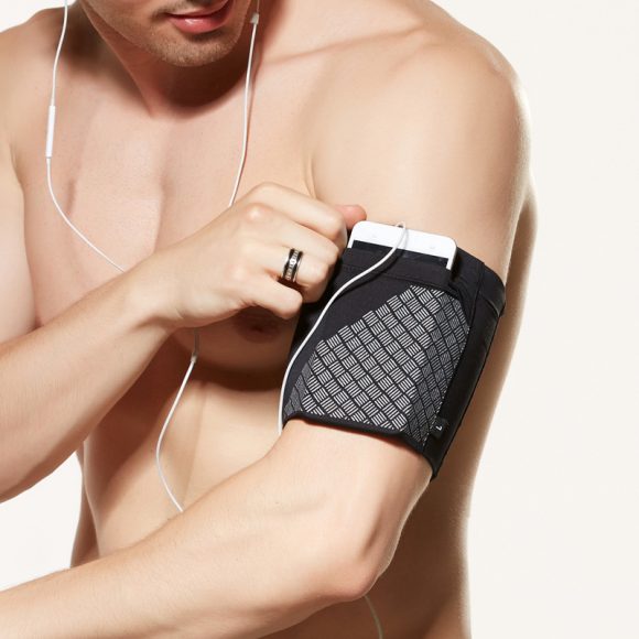 Mobile phone arm pocket phone pocket - Image 3