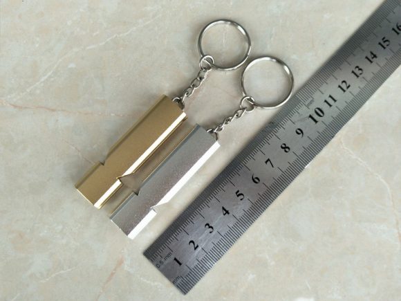 Outdoor survival whistle - Image 5