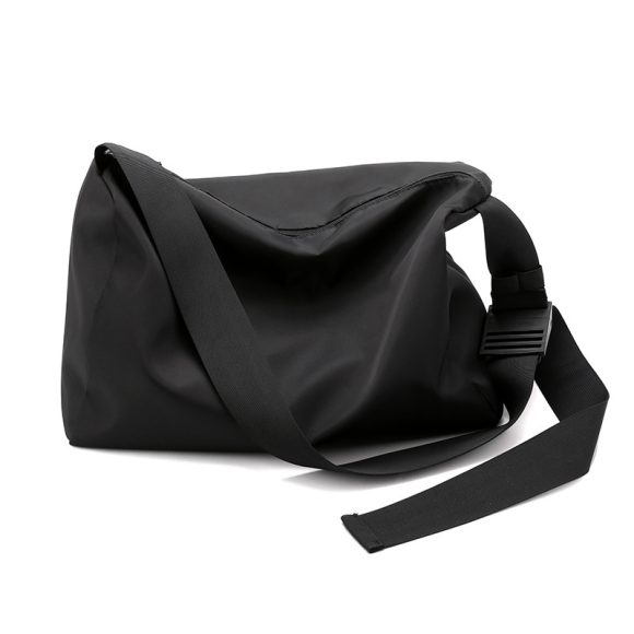 Men's Shoulder Bag Simple And Lightweight Water Repellent Sports Leisure Bag - Image 5