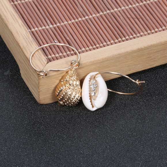 Bohemian Natural Gold-plated Shell Exaggerated Pearl Tassel Eardrops Stud Earrings - Image 2