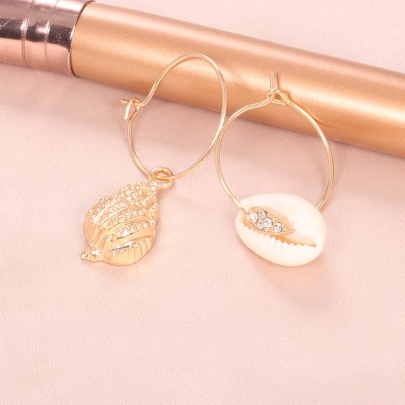 Bohemian Natural Gold-plated Shell Exaggerated Pearl Tassel Eardrops Stud Earrings - Image 3