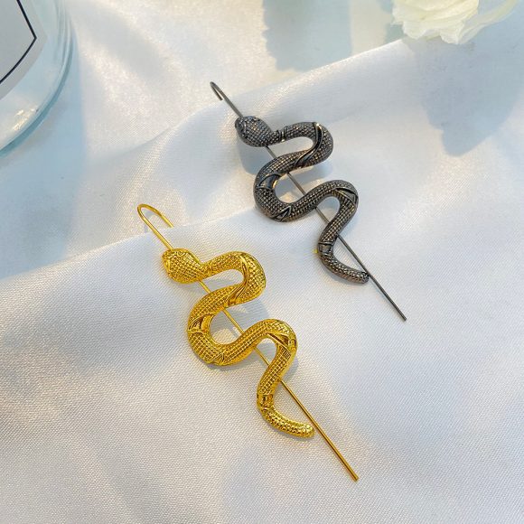 Women's Fashion Personality Simulated Snakes Ear Hanging - Image 6