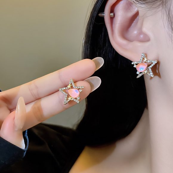 Advanced Sense Affordable Luxury Fashion Graceful Earrings Pentagram Stud Earrings - Image 4