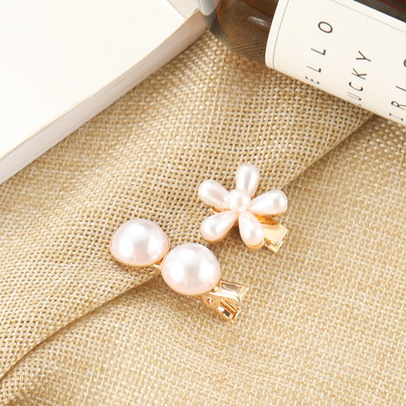 Slip-on Pearl Bow Hair Clip - Image 4