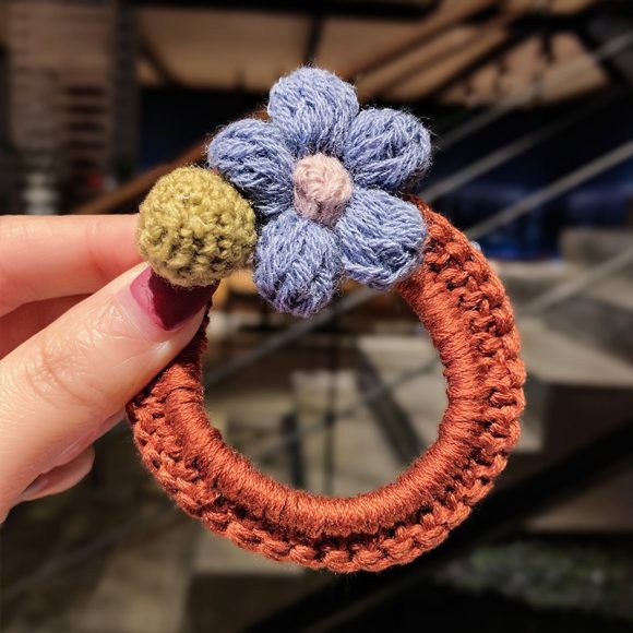 Woolen flowers tie hair elastic - Image 8