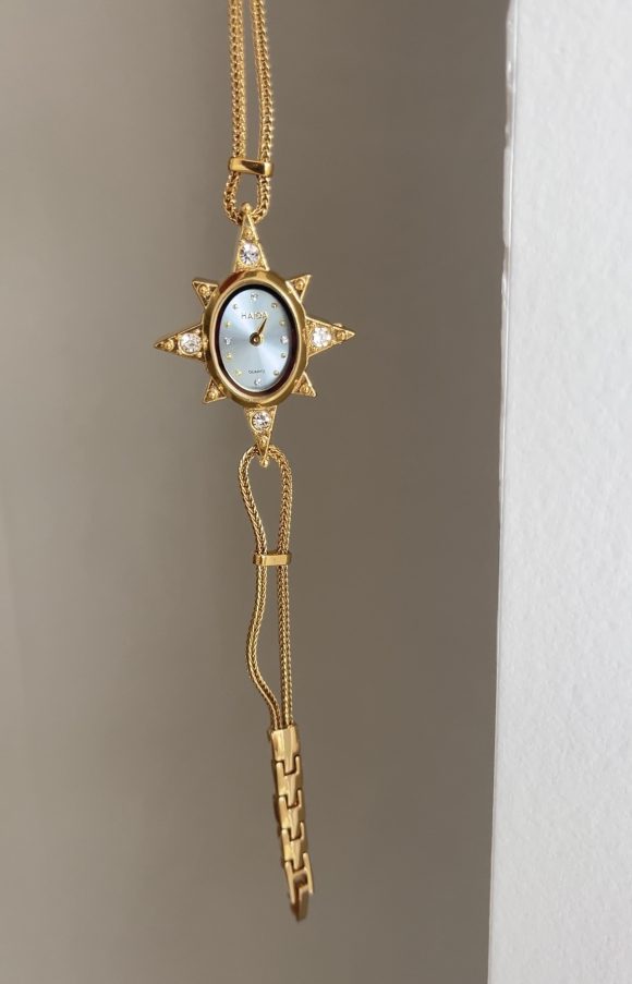 Octagonal Star Retro Art Watch - Image 10