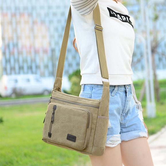 Simple Layered Retro Fashion Men's Messenger Bag - Image 5