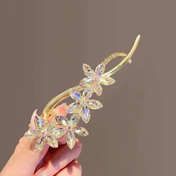Super Fairy Temperament Crystal Flower Twister Clip Simple Personality Hairpin - Image 3