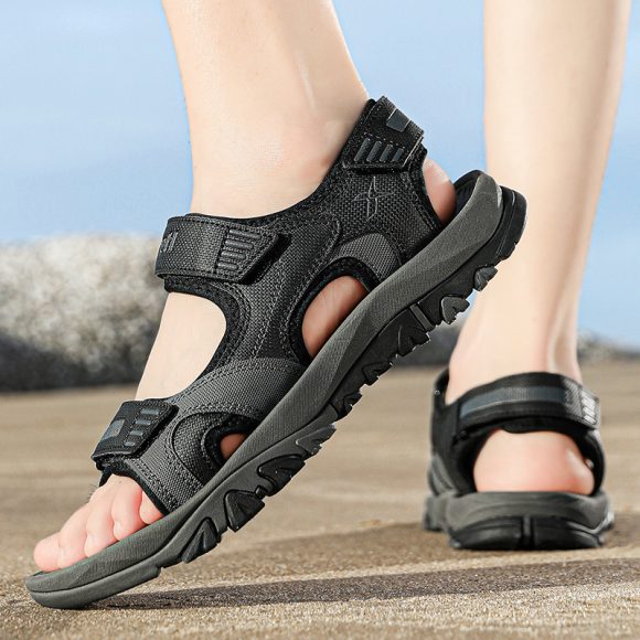 Lightweight Cool Breathable And Wearable Summer Outdoor Couple Beach Sandals - Image 3