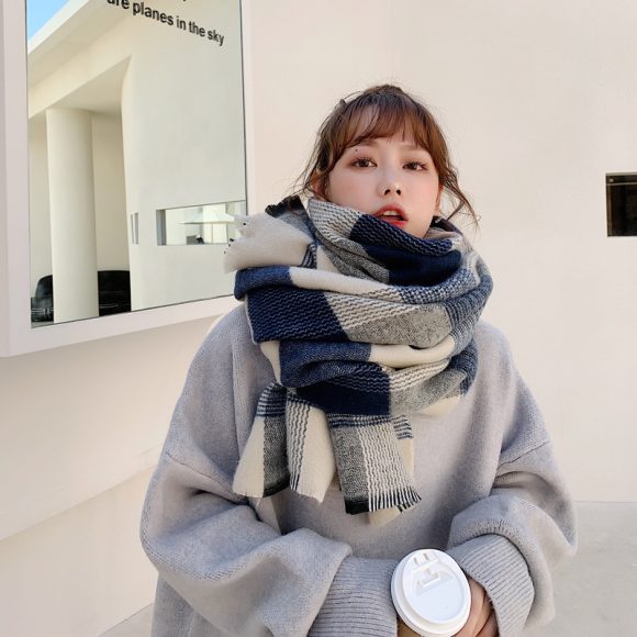 Women's Japanese-style White And Blue Plaid Scarf - Image 4