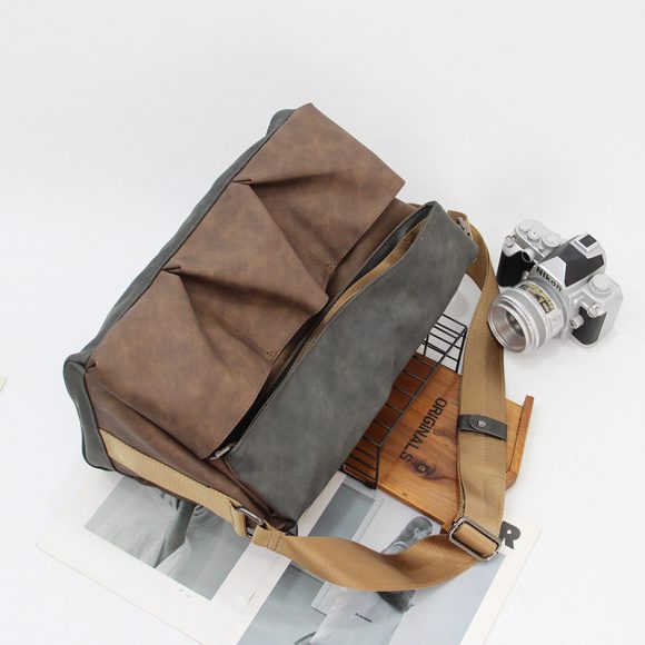 Men's Shoulder Messenger Bag Outdoor Gym Bag For Traveling - Image 2
