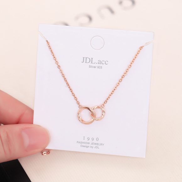 Mobius Strip Necklace Female Summer Circle Clavicle Chain - Image 2