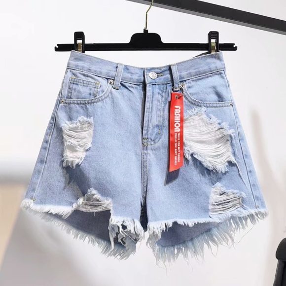 Loose jeans and short shorts - Image 2