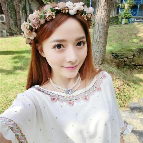 Wedding Garland Flower Crown - Image 4