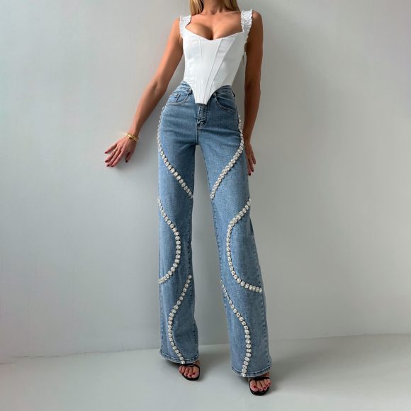 Loose Straight Leg Jeans And Fashionable Casual Pants With A Rhine Stone Denim Design Around Them Suitable For Women - Image 3