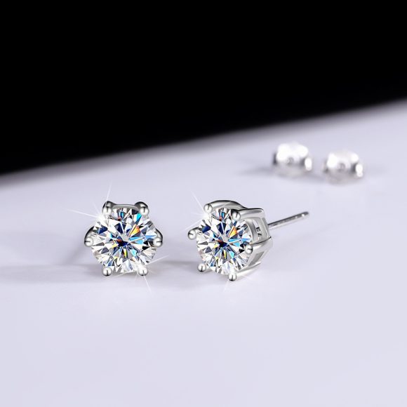 Moissanite Six-claw Ear Studs 1 Karat Simple Graceful - Image 2