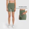 Women's Sports Short-length Shorts